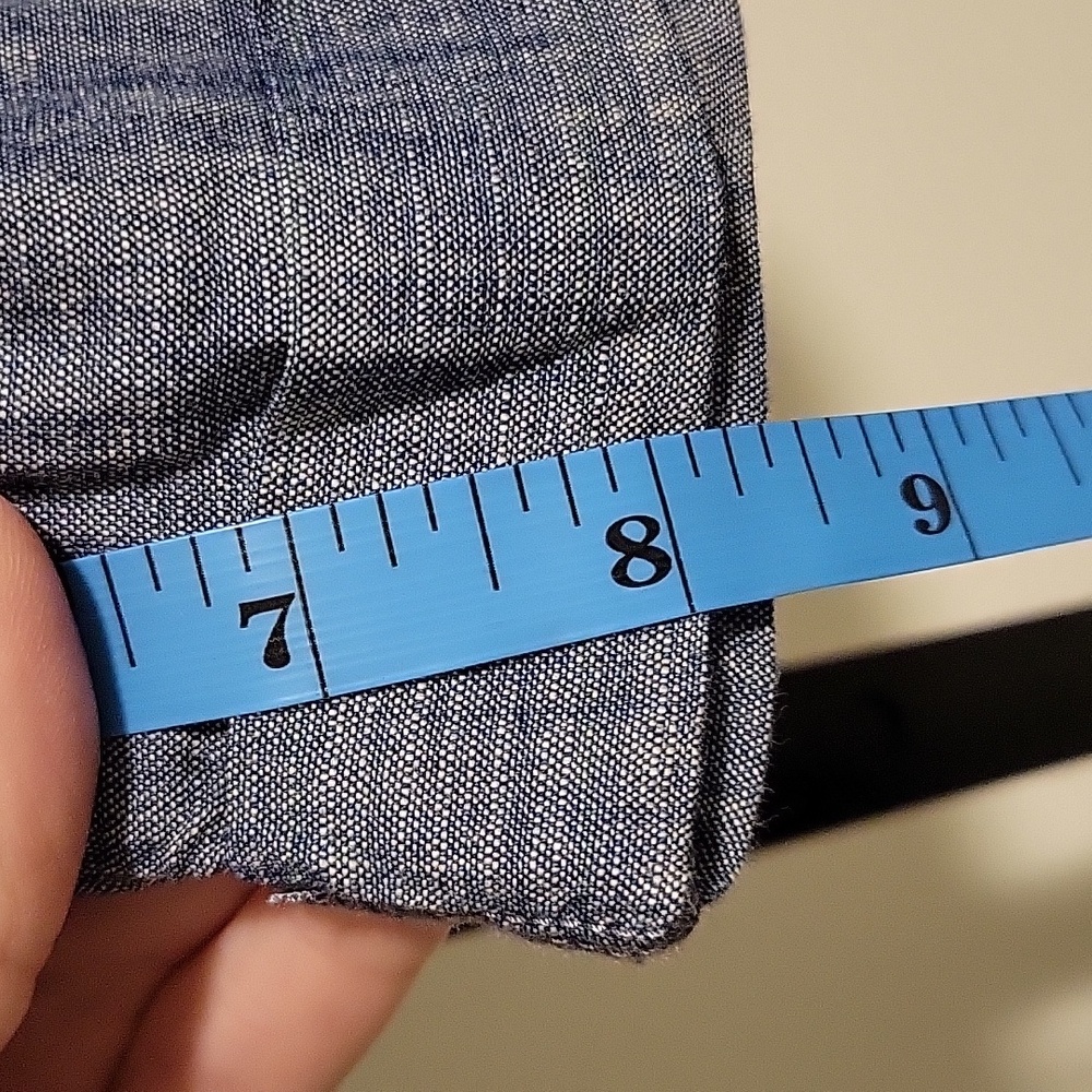 Gap The Boyfriend Roll-Up Chambray Shorts NWT - Picture 6 of 6